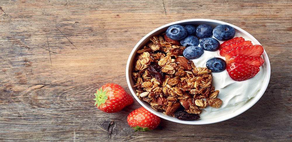 Granola,eating healthy foods