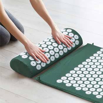 Sivan Health and Fitness Acupressure Mat and Pillow
